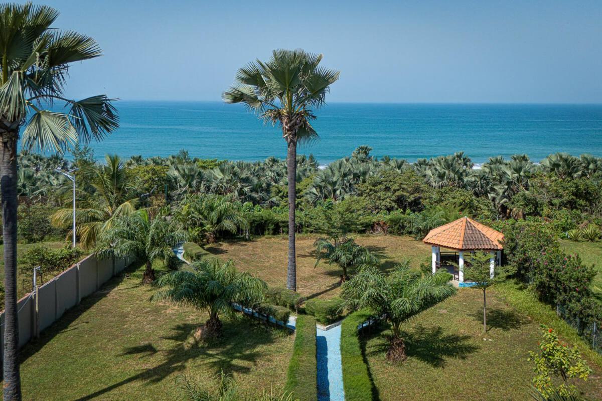 Ocean Villa Heights Brufut Eksteriør billede