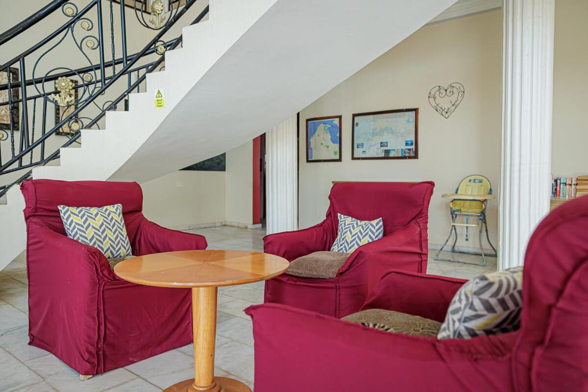Ocean Villa Heights Brufut Eksteriør billede